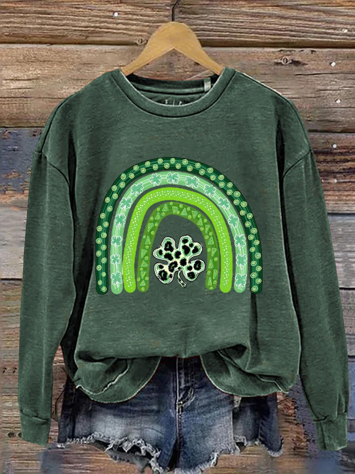 Eagerlys Shamrock Leopard Rainbow St. Patrick's Day Art Print Pattern Casual Sweatshirt