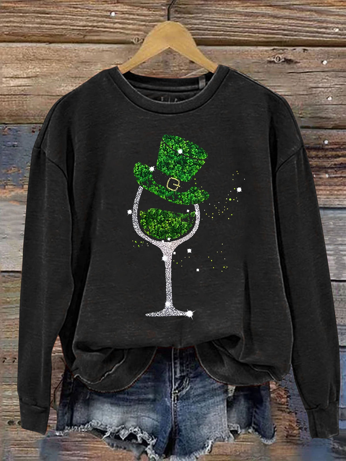 Eagerlys Happy St. Patrick's Day Clover Winebowl Shiny Print Casual  Sweatshirt