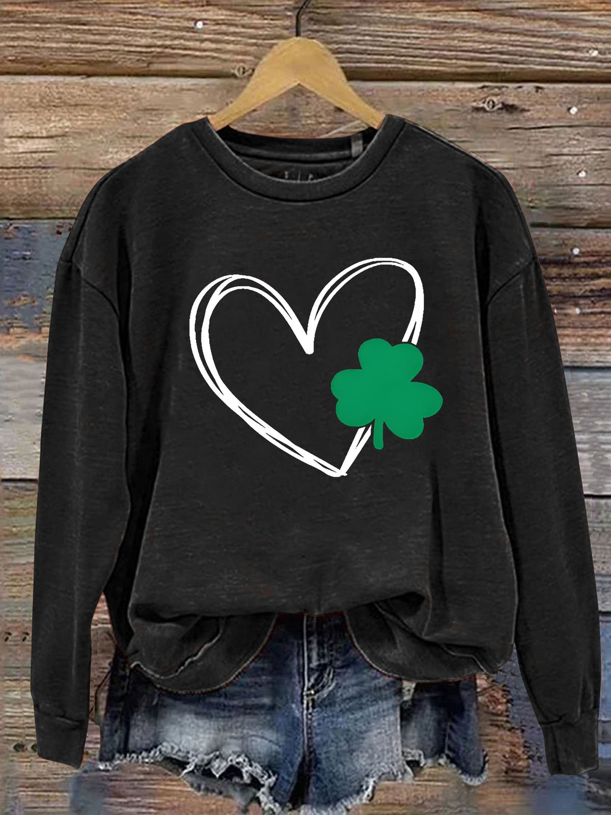 Eagerlys Happy St. Patrick's Day Clover Heart Print Casual  Sweatshirt