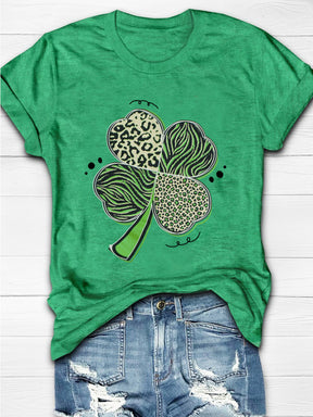 Eagerlys Sassy Leopard Shamrock Short Sleeve T-shirt